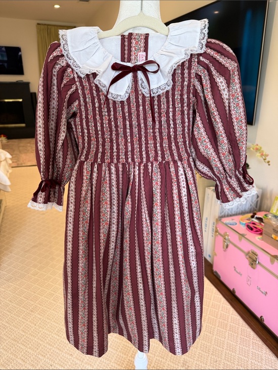 La Coqueta Other - La Coqueta - Girls Burgundy Floral Striped Hand Smocked Dress - Size: 8Y